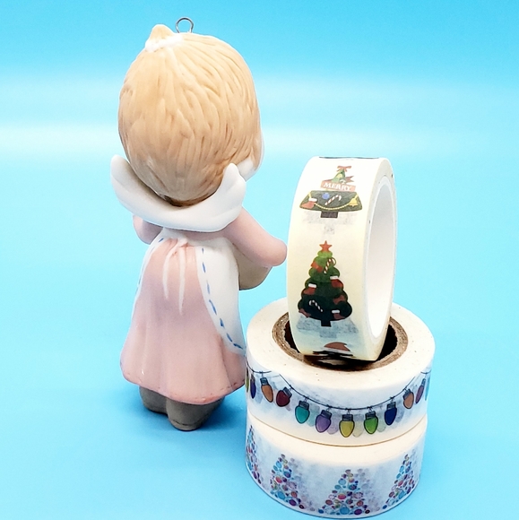 Betsey Clark Hallmark Christmas ornament 1984 angel playing a banjo figurine too - Picture 4 of 8